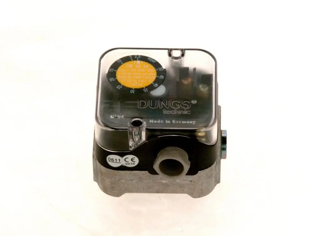 Druckwächter von Bosch mit transparentem Gehäuse, sichtbarem Manometer und Anschlüssen. Gerät zur Überwachung von Druckwerten in technischen Systemen.